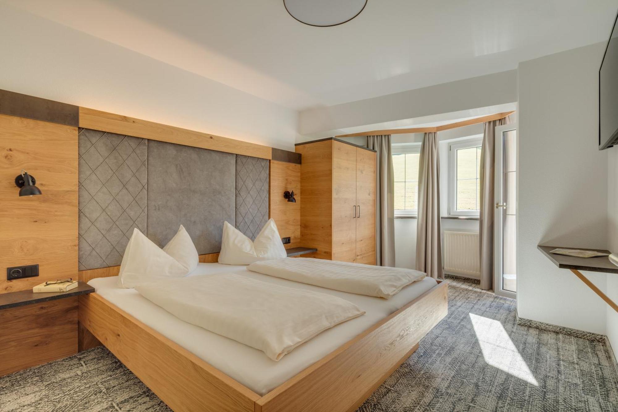 Apparthotel Talhof, Restaurant, Pool Und Spa Oberau Εξωτερικό φωτογραφία